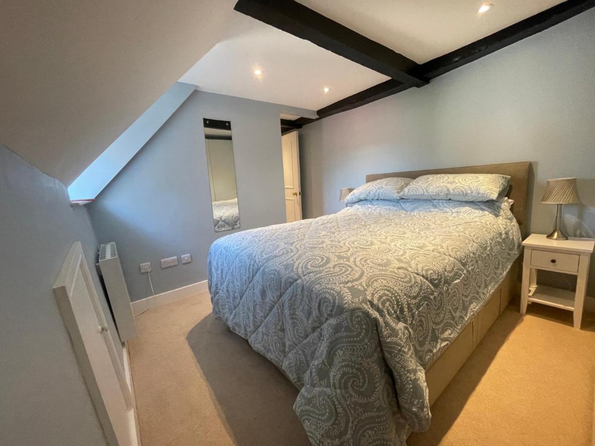 Cathedral View Apartment, Flat 4 *